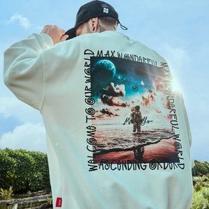Streetwear Fashion Astronaut Graphic Sweatshirt Casual White Crewneck MAX-B0655